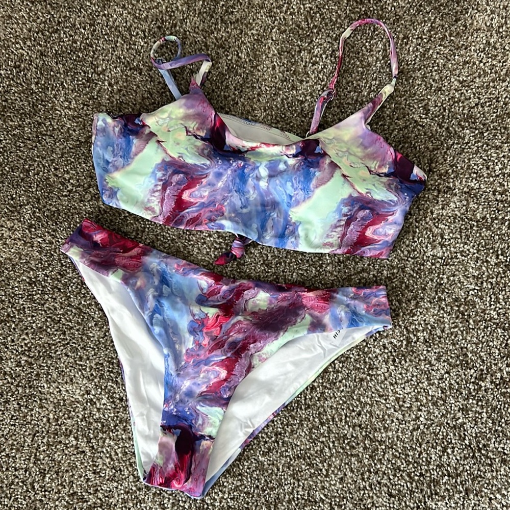 NWOT SHEIN watercolor bikini - M
